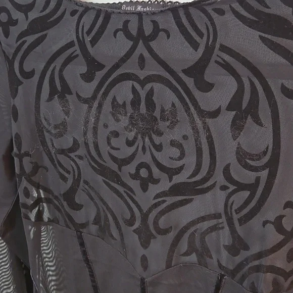 Devil Fashion Gothic Damask black sheer & velvet long sleeve top - Picture 5 of 12